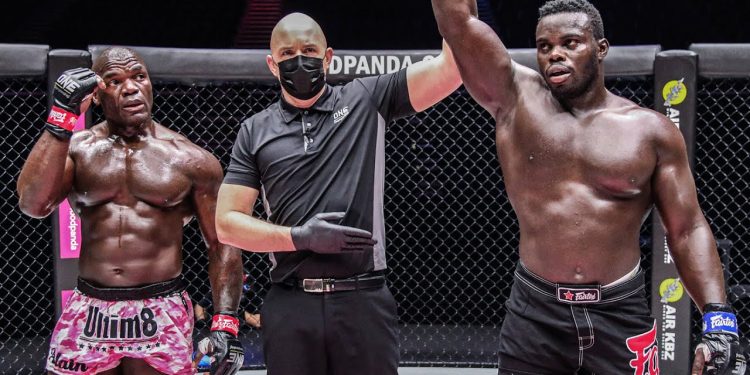 MMA : Enquête sur un sport de combat qui envahit l’arène de lutte