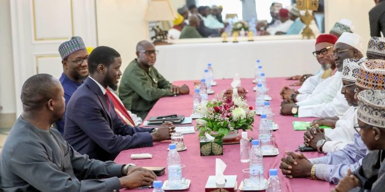 Imams et oulémas s&rsquo;engagent à travailler avec Diomaye Faye pour la paix
