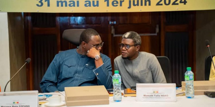 100.000 logements: Moussa Bala Fofana prône une nouvelle orientation du projet