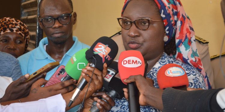 La ministre des Sports en colère à Sédhiou: «Très déçue, le stade régional dans un état lamentable»