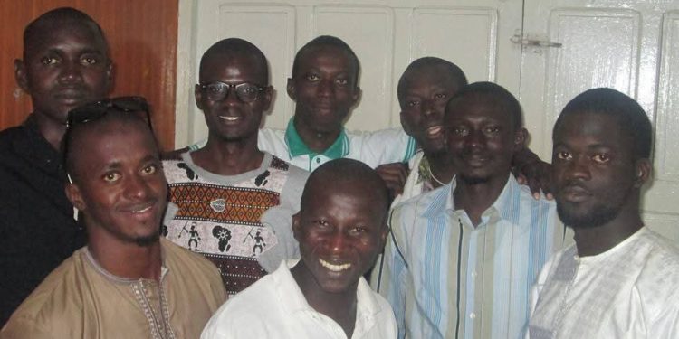 « Nous, membres fondateurs du CRENOMES, tenons à exprimer nos chaleureuses félicitations à Ansoumana SAMBOU »