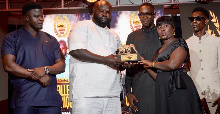 Fadam 2 sacré Meilleur chroniqueur aux Lutte TV Awards 2025