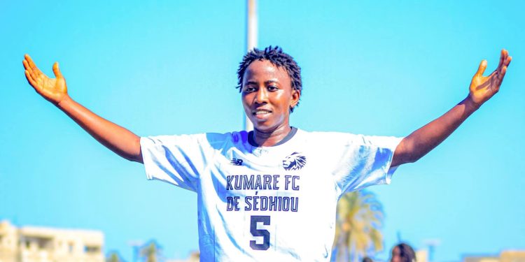 Rokhyatou Kandé quitte Kumare FC pour Aigle de la Médina : une nouvelle étape dans sa carrière