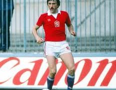 ANTONIN PANENKA : QUAND LE COURAGE DEVIENT LÉGENDE (par Diamba Mané)