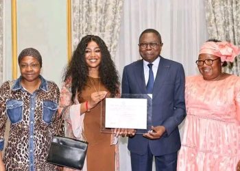 Ngueto Tiraïna Yambaye : Le triomphe de l&rsquo;Excellence Tfricaine couronné par Deux Distinctions historiques